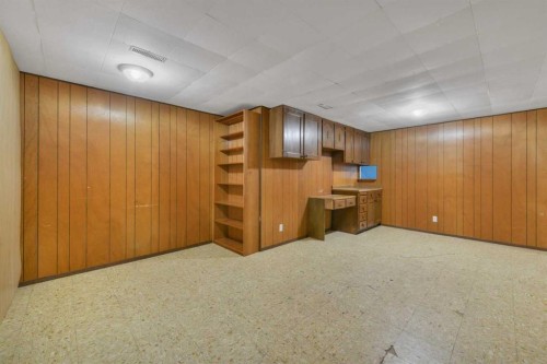 3405 55 Avenue, Red Deer, AB 