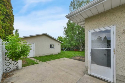 3405 55 Avenue, Red Deer, AB 