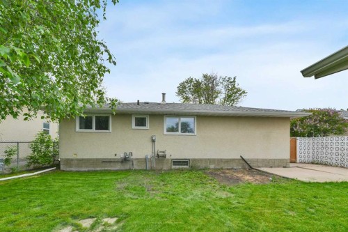 3405 55 Avenue, Red Deer, AB 