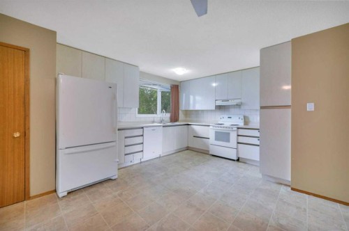 3405 55 Avenue, Red Deer, AB 