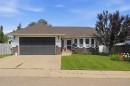 5 Westwood Crescent, Sylvan Lake, AB  - Outdoor 