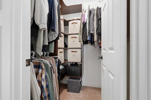 5 Westwood Crescent, Sylvan Lake, AB - Indoor With Storage