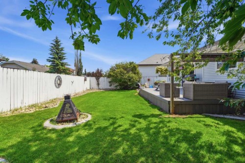 5 Westwood Crescent, Sylvan Lake, AB - Outdoor