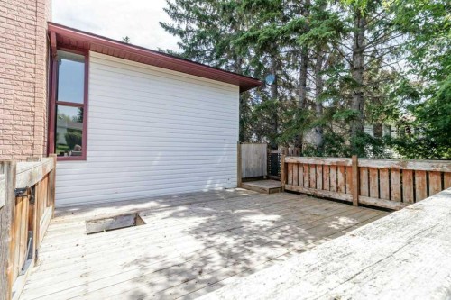 4719 46 Avenue, Sylvan Lake, AB - Outdoor With Exterior