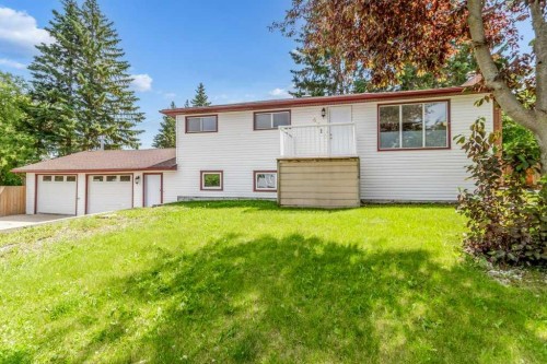 4719 46 Avenue, Sylvan Lake, AB - Outdoor