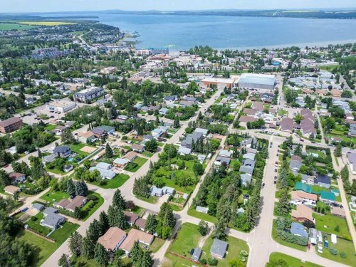 4719 46 Avenue, Sylvan Lake, AB - Outdoor With Body Of Water With View