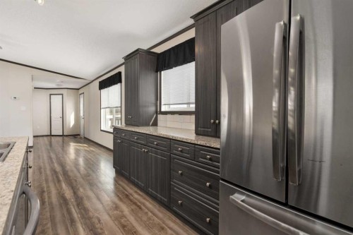 48040 Range 212 Road, Rural Camrose County, AB - Indoor Photo Showing Kitchen
