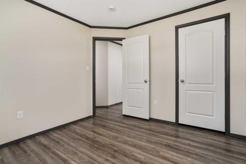 48040 Range 212 Road, Rural Camrose County, AB - Indoor Photo Showing Other Room
