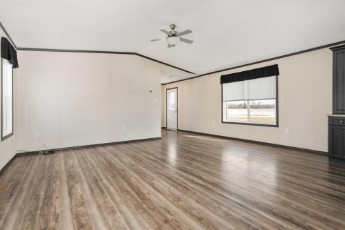 48040 Range 212 Road, Rural Camrose County, AB - Indoor Photo Showing Other Room
