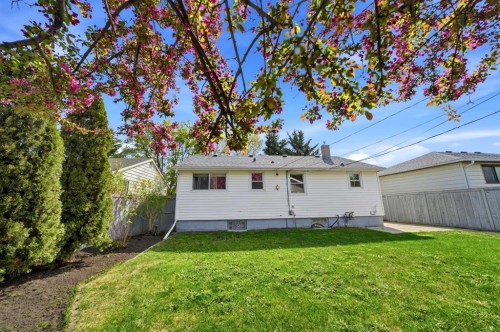 4410 40A Avenue, Red Deer, AB 