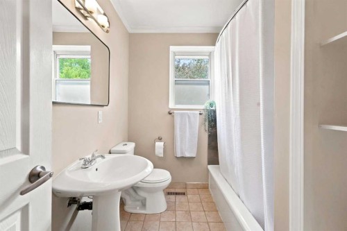 4410 40A Avenue, Red Deer, AB 