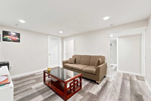 4410 40A Avenue, Red Deer, AB 
