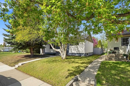 4410 40A Avenue, Red Deer, AB 