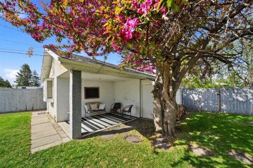 4410 40A Avenue, Red Deer, AB 