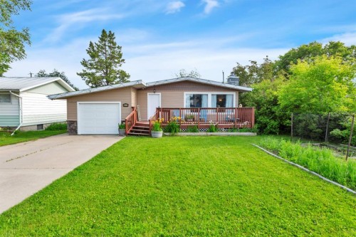 5215 52 Avenue, Eckville, AB - Outdoor With Deck Patio Veranda