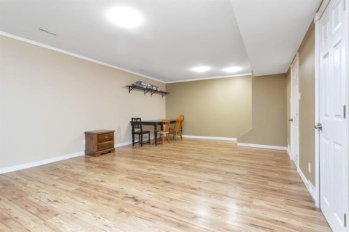5215 52 Avenue, Eckville, AB - Indoor