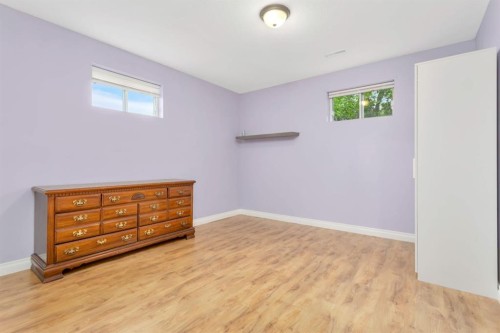 5215 52 Avenue, Eckville, AB - Indoor Photo Showing Other Room