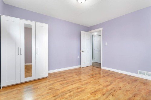 5215 52 Avenue, Eckville, AB - Indoor Photo Showing Other Room