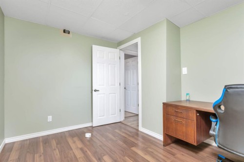 5215 52 Avenue, Eckville, AB - Indoor Photo Showing Other Room