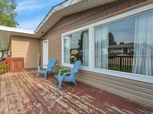 5215 52 Avenue, Eckville, AB - Outdoor With Deck Patio Veranda With Exterior