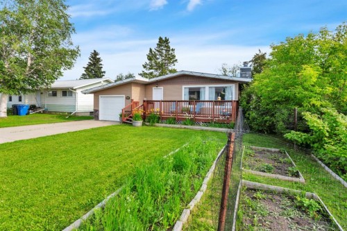 5215 52 Avenue, Eckville, AB - Outdoor With Deck Patio Veranda