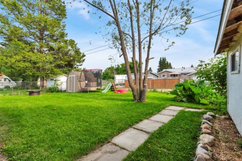 5215 52 Avenue, Eckville, AB - Outdoor