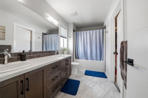 101 Longmire Close, Red Deer, AB 
