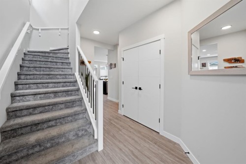 101 Longmire Close, Red Deer, AB 
