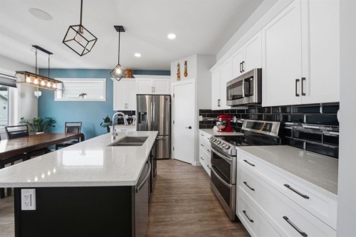 101 Longmire Close, Red Deer, AB 