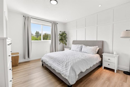 17 Alderwood Close, Blackfalds, AB - Indoor Photo Showing Bedroom