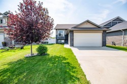 17 Alderwood Close Blackfalds, AB T4M 0L9