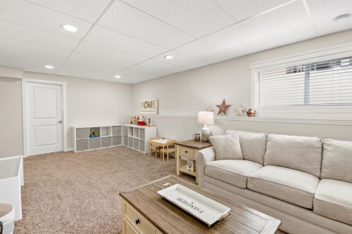 17 Alderwood Close, Blackfalds, AB - Indoor