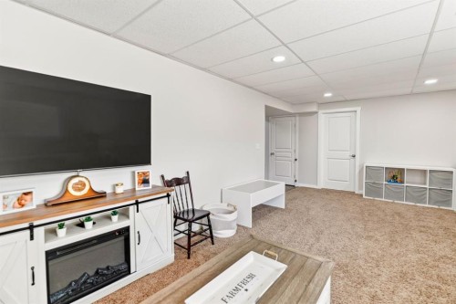 17 Alderwood Close, Blackfalds, AB - Indoor Photo Showing Other Room