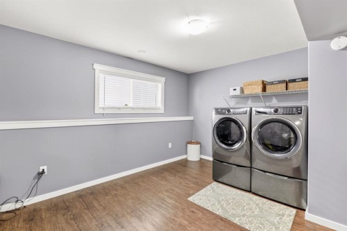 17 Alderwood Close, Blackfalds, AB - Indoor Photo Showing Laundry Room