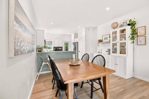 17 Alderwood Close, Blackfalds, AB - Indoor Photo Showing Dining Room