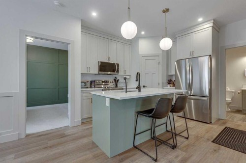 3-5324 49 Avenue, Lacombe, AB - Indoor Photo Showing Kitchen With Upgraded Kitchen