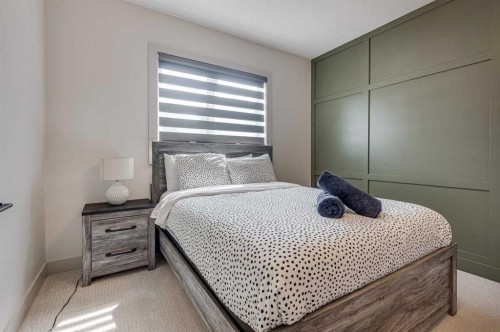 3-5324 49 Avenue, Lacombe, AB - Indoor Photo Showing Bedroom