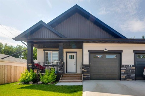 3-5324 49 Avenue, Lacombe, AB - Outdoor