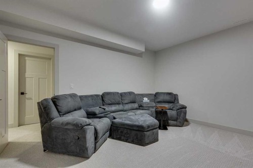 3-5324 49 Avenue, Lacombe, AB - Indoor