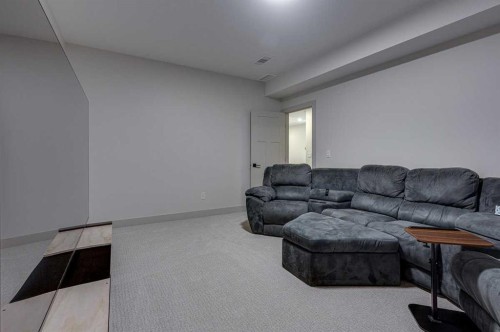 3-5324 49 Avenue, Lacombe, AB - Indoor Photo Showing Living Room