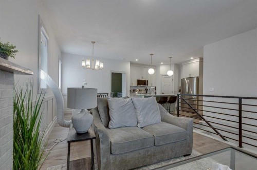 3-5324 49 Avenue, Lacombe, AB - Indoor Photo Showing Living Room