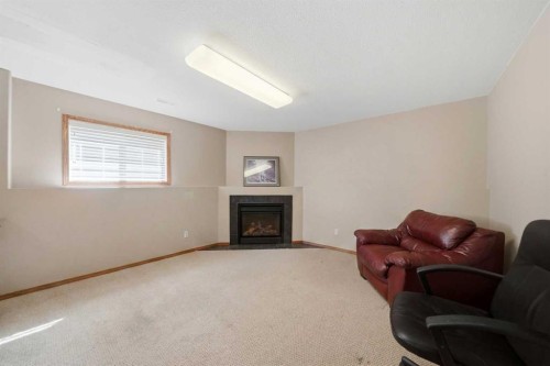 628 Lancaster Drive, Red Deer, AB 