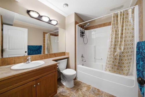 628 Lancaster Drive, Red Deer, AB 