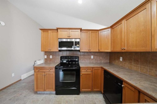 628 Lancaster Drive, Red Deer, AB 