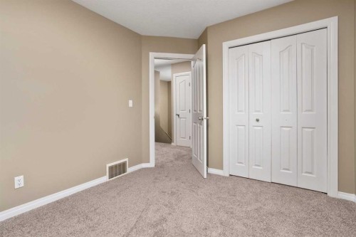 6-6802 50 Avenue, Camrose, AB - Indoor