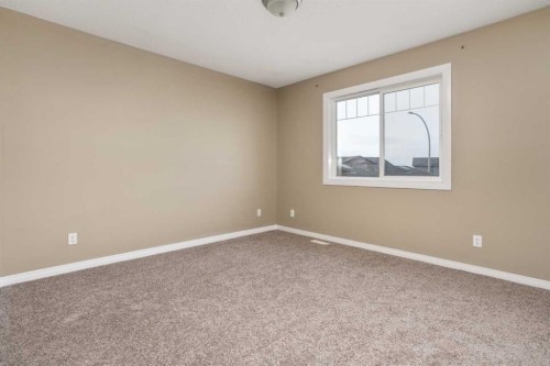 6-6802 50 Avenue, Camrose, AB - Indoor Photo Showing Other Room