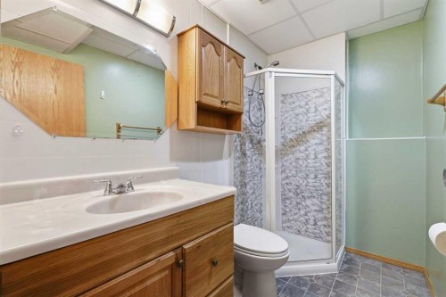 22 Lanterman Close, Red Deer, AB 