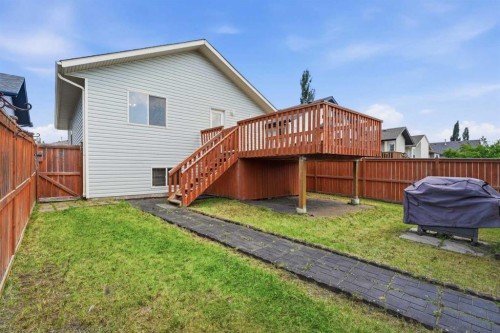 22 Lanterman Close, Red Deer, AB 