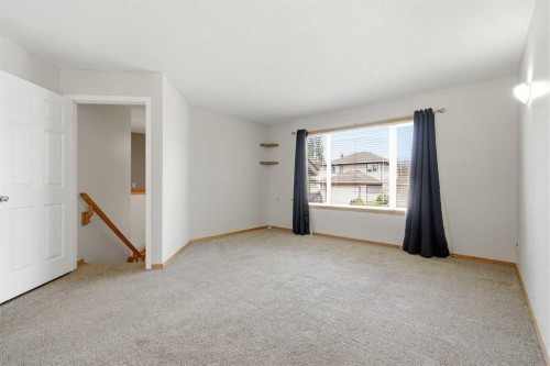 22 Lanterman Close, Red Deer, AB 