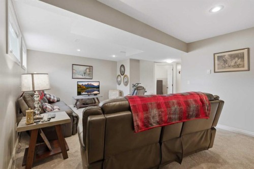 40 Emily Crescent, Lacombe, AB 